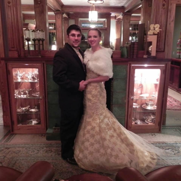 Meet your Posher, Moriah - Picture 2 of 8